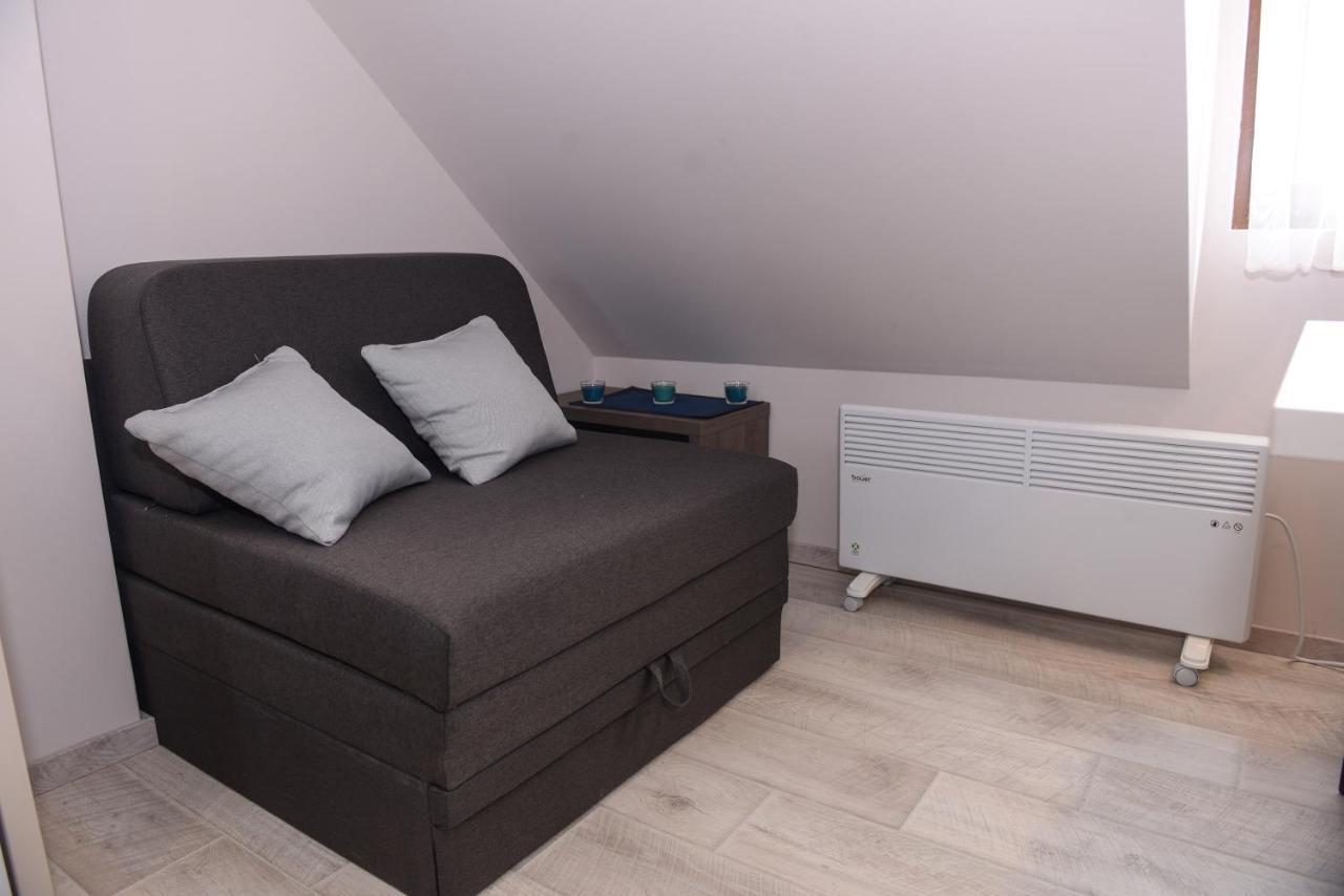 Apartman Milmari Idila โคเปานิก ภายนอก รูปภาพ